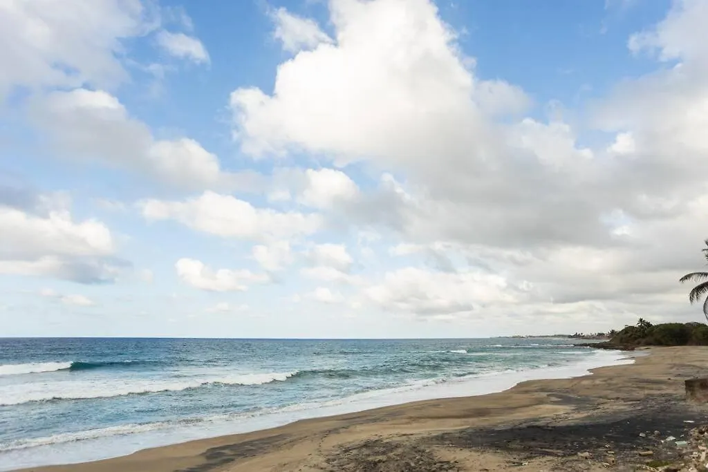 Casita Caribe Beachside Oasis With Pool & Bbq Arecibo 0*,