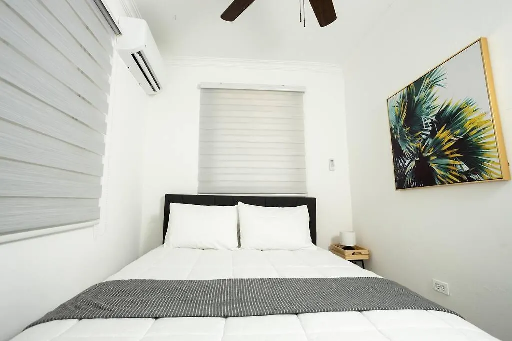 Apartment Casita Caribe Beachside Oasis With Pool & Bbq Arecibo