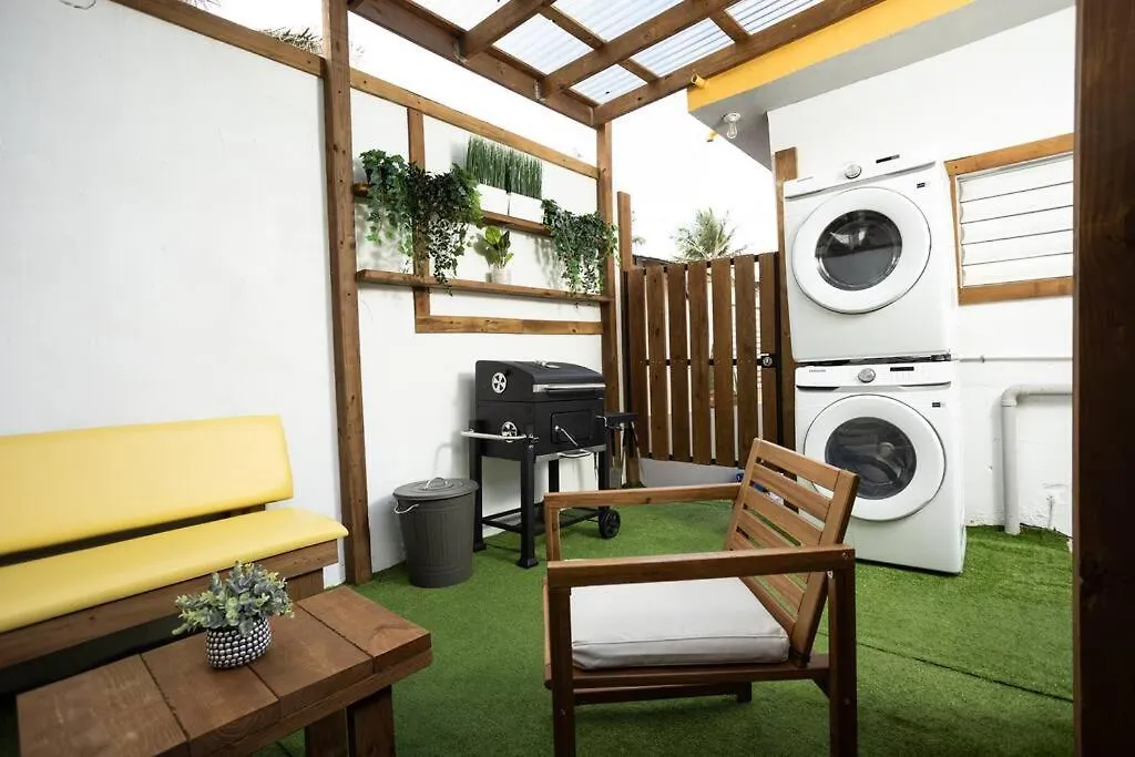 Casita Caribe Beachside Oasis With Pool & Bbq Arecibo Apartment