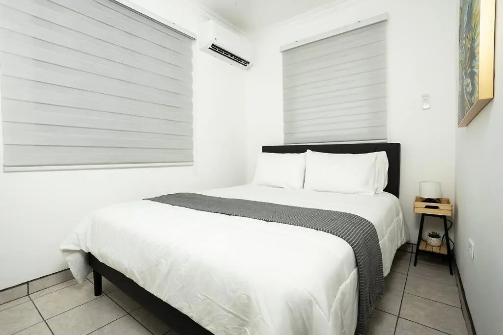 Casita Caribe Beachside Oasis With Pool & Bbq Arecibo