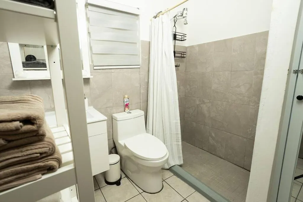 Casita Caribe Beachside Oasis With Pool & Bbq Arecibo Apartment